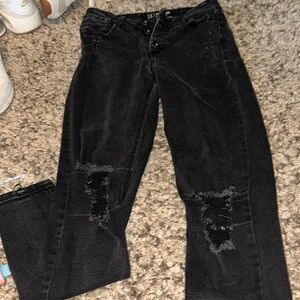 Black skinny jeans